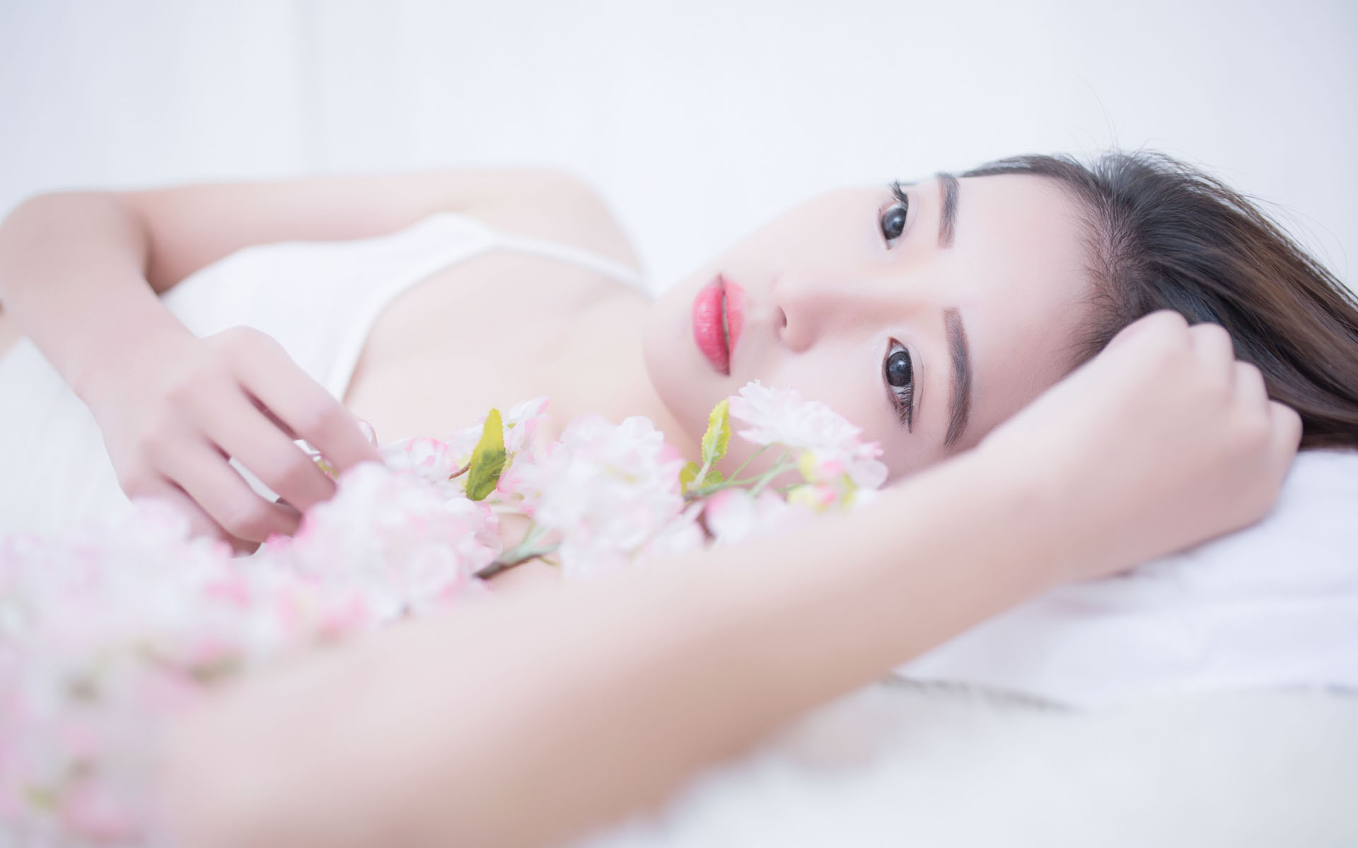 广州南沙港首条点对点直航美西快线首航